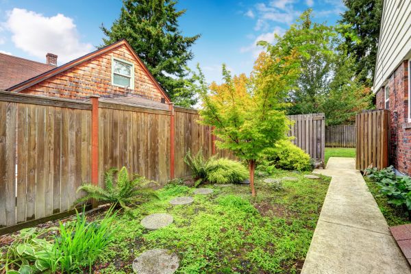 Backyard Walkway Construction in Schaumburg
